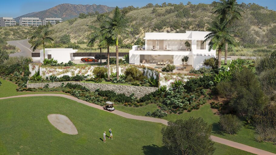 3D-exterieurbeeld van een witte villa met terrassen en palmbomen, boven een golfbaan en met heuvels op de achtergrond.